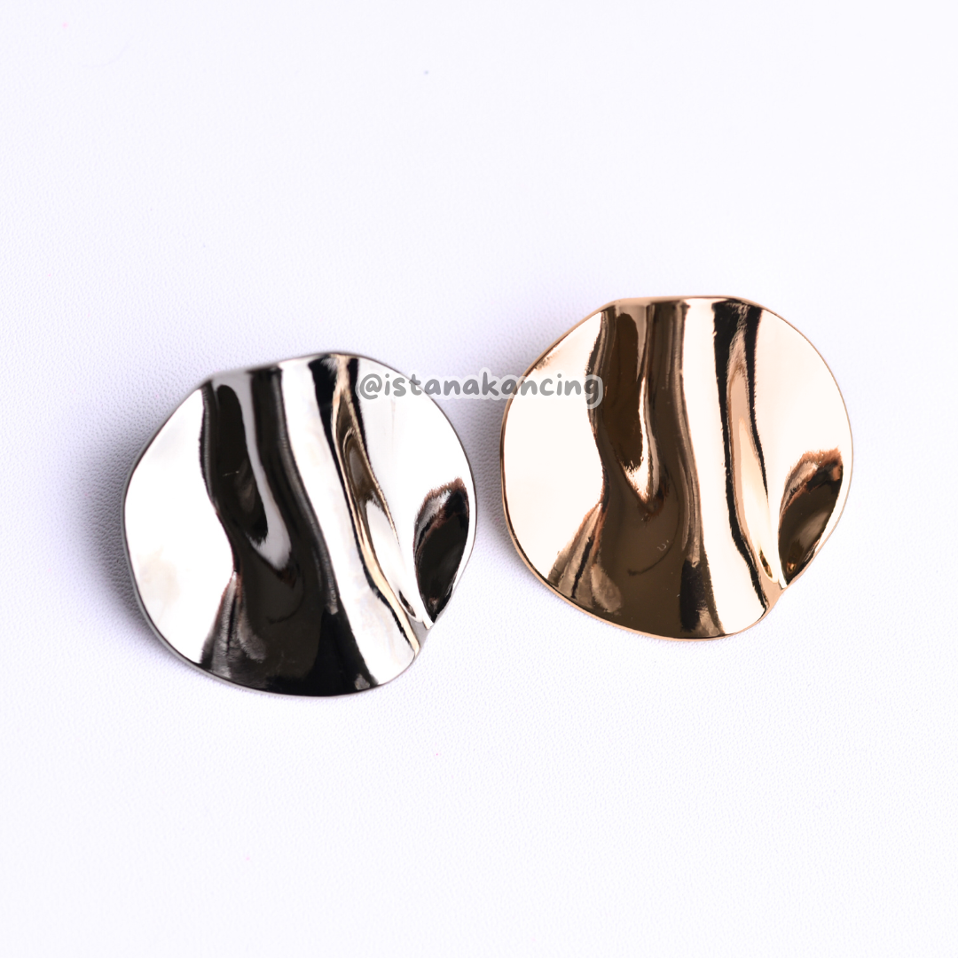 Ceyril Button