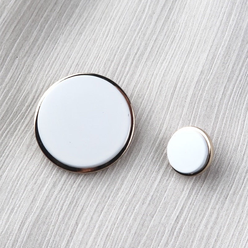 Theo Button