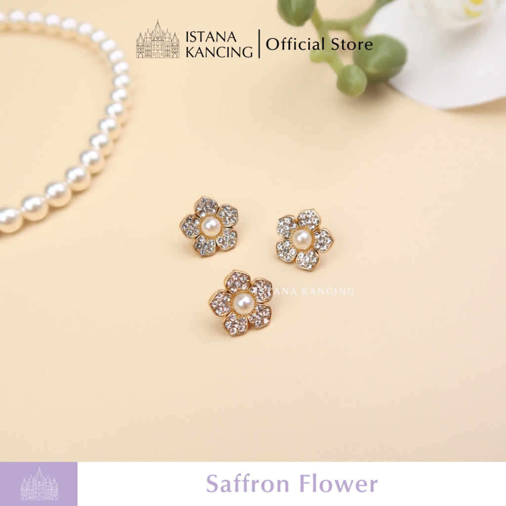 Saffron Flower Button