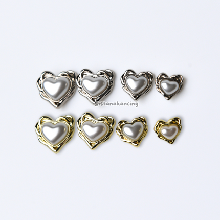 Lyla Heart Button