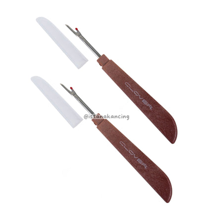 Pendedel Clover Kayu