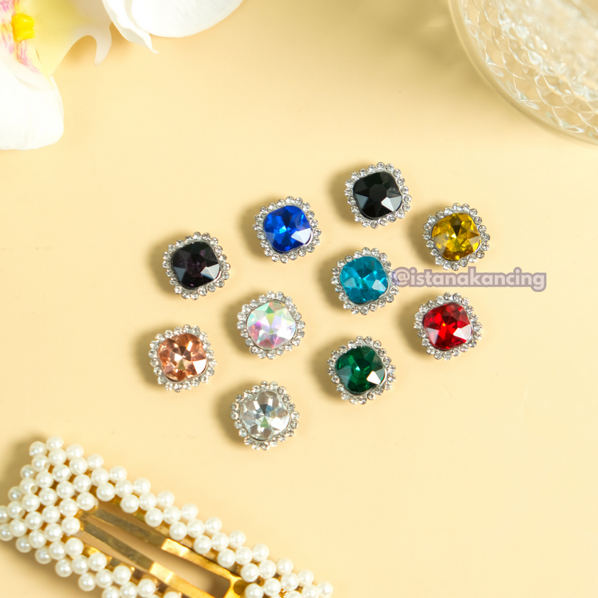 Square Ring Crystal Claw Setting 10mm