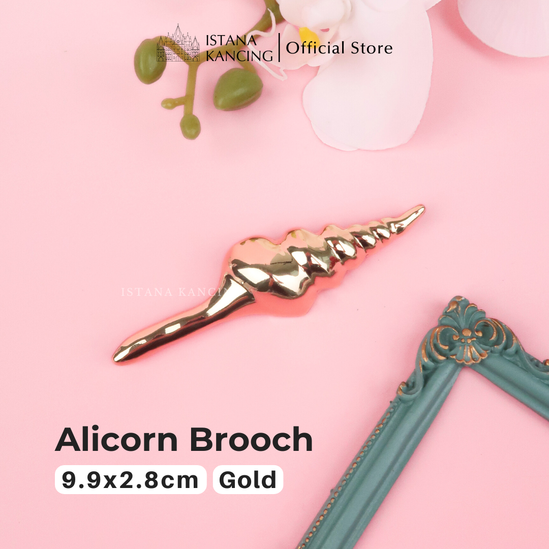 Alicorn Brooch