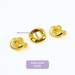 Amira Button