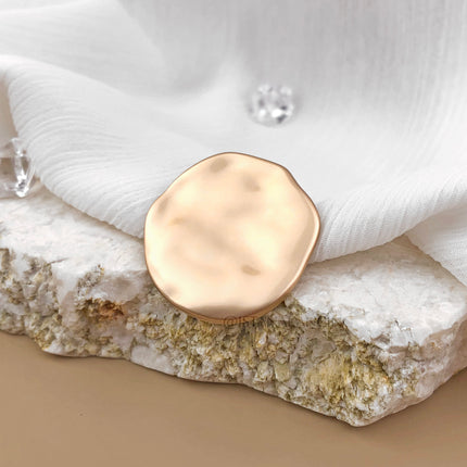 Anain Button