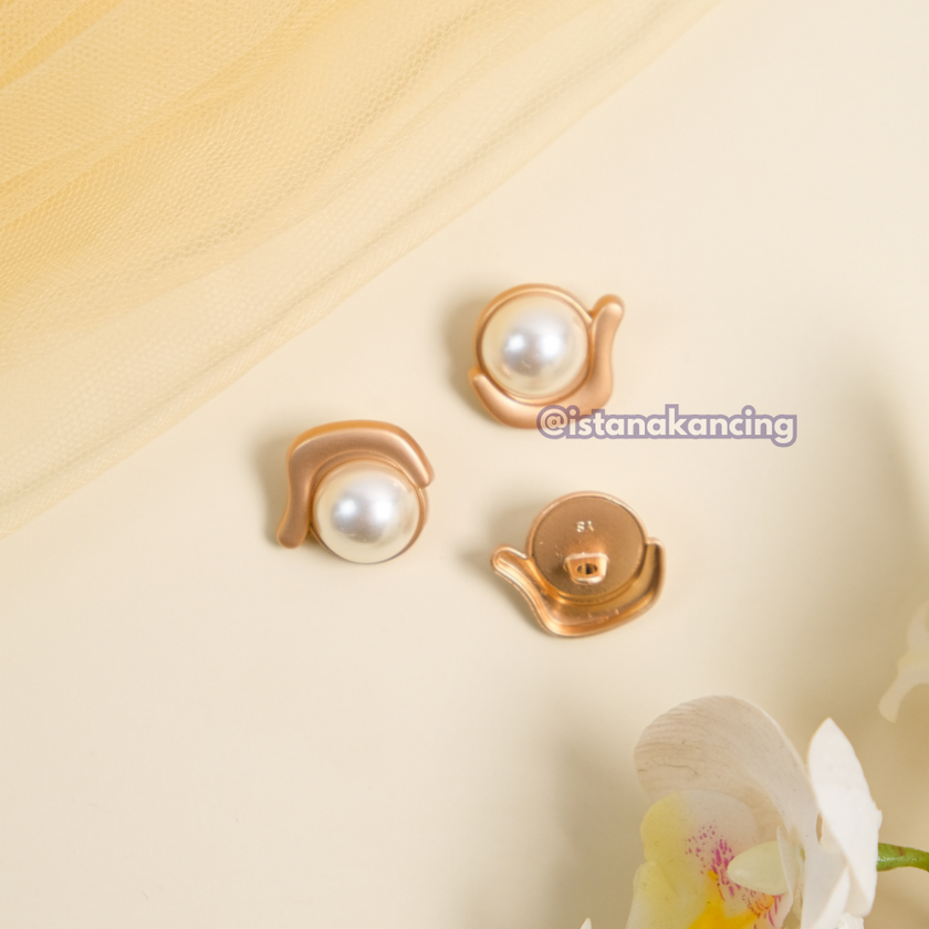 Assymetrical Pearl Button