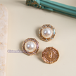 Bird's Nest Button