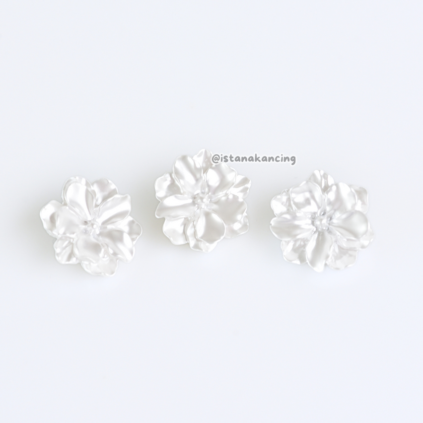 Camelia Kancing Bunga 25mm