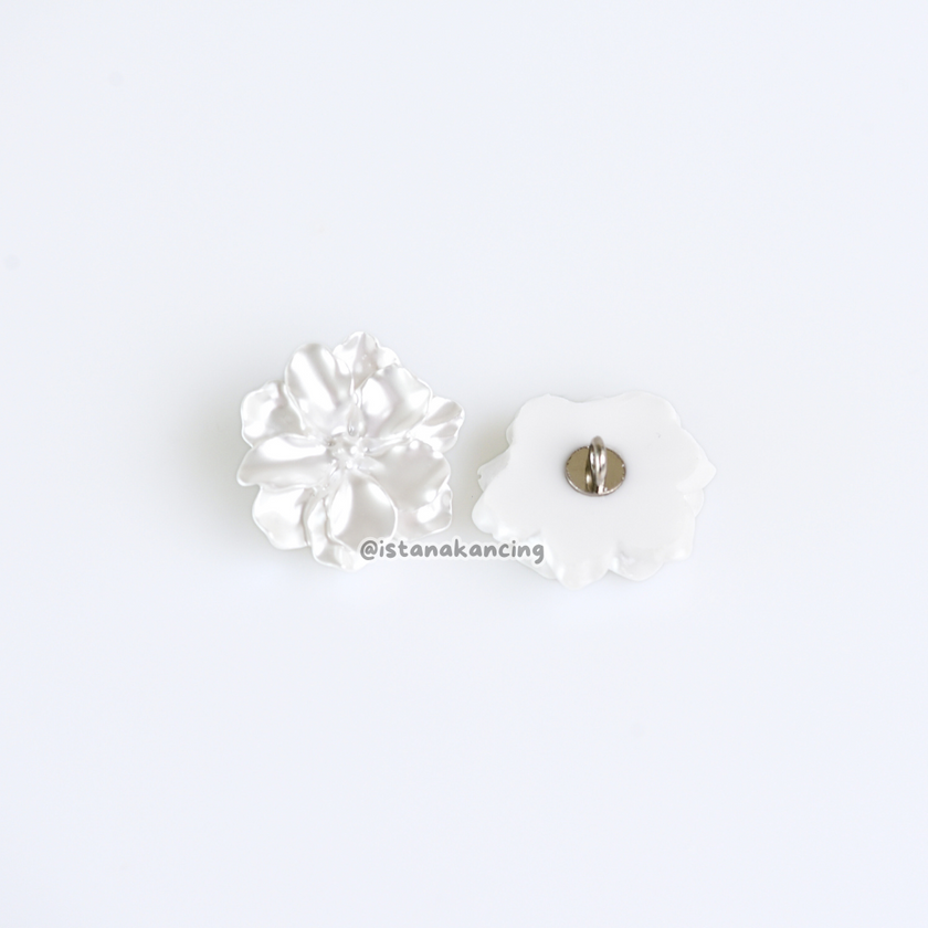 Camelia Kancing Bunga 25mm