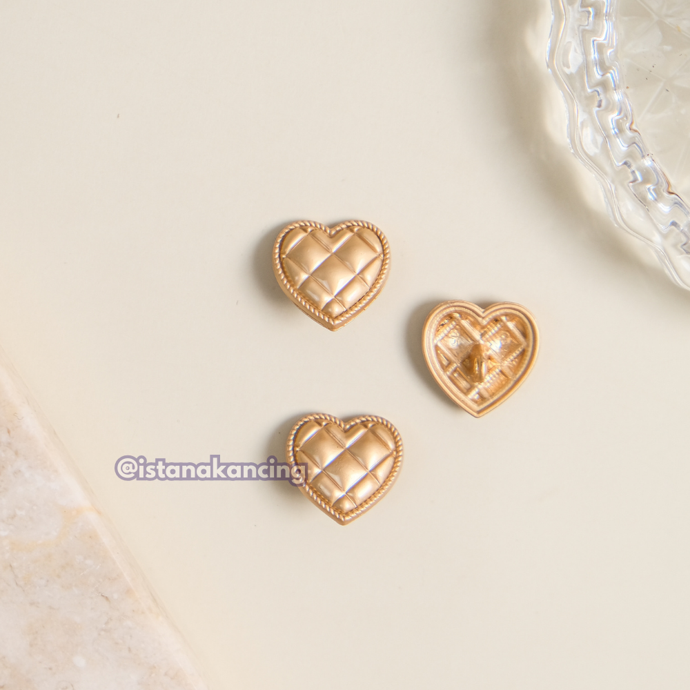Catalina Heart Button
