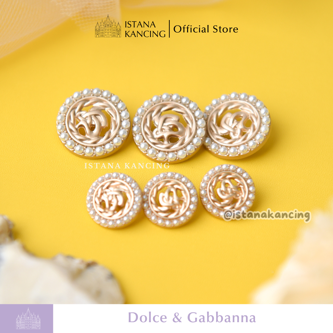 Dolce Pearl Button