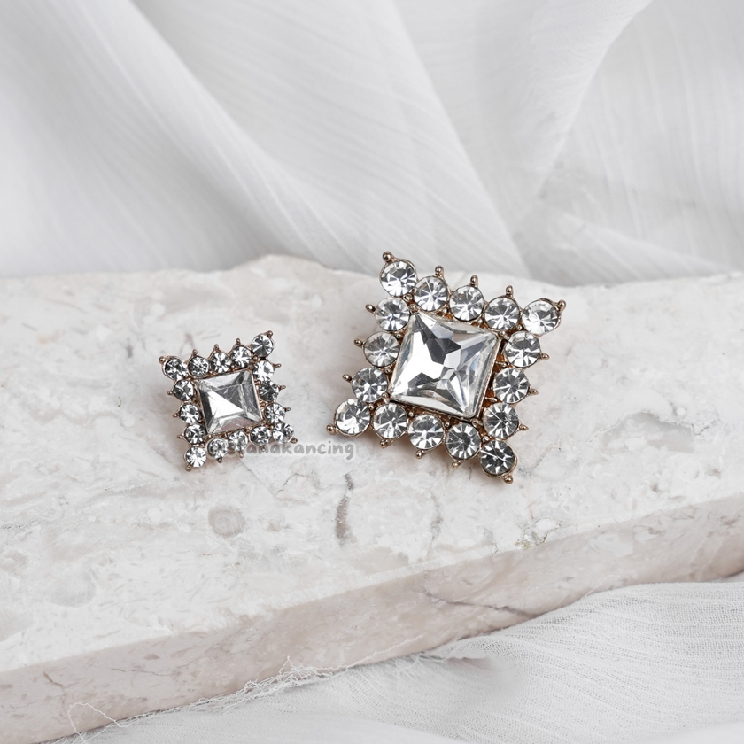 Tombol Berlian Imitasi Eunice