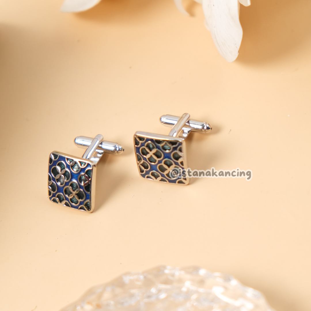 Ezra Cufflink