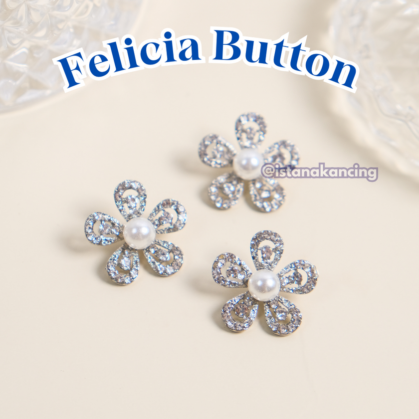 Felicia Flower Pearl Button