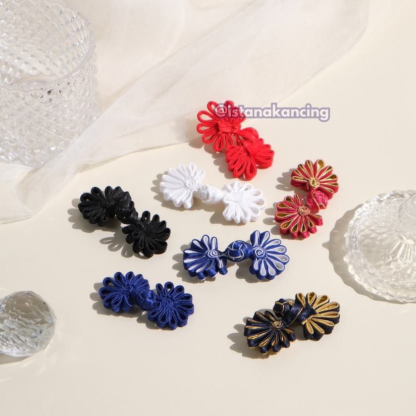 Jia Cheongsam Frog Button