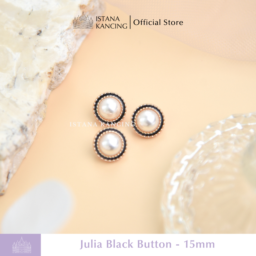 Julia Pearl Button