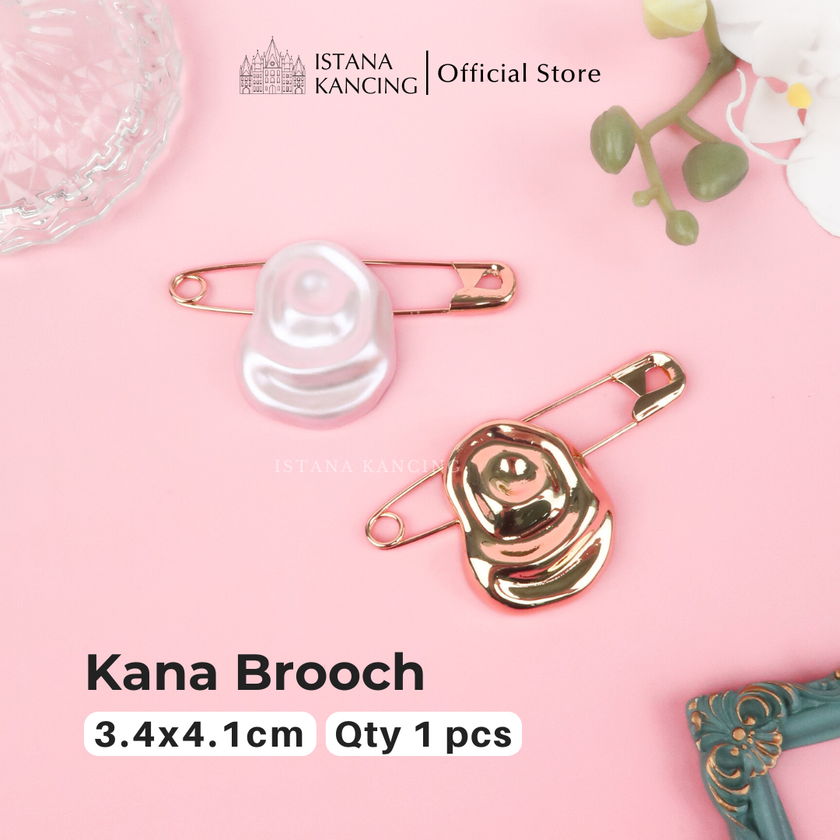 Kana Brooch