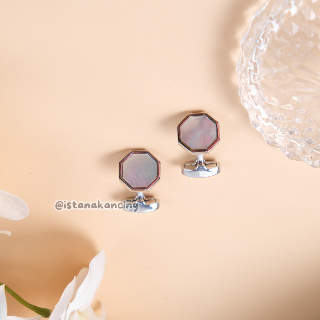 Keshi Cufflink