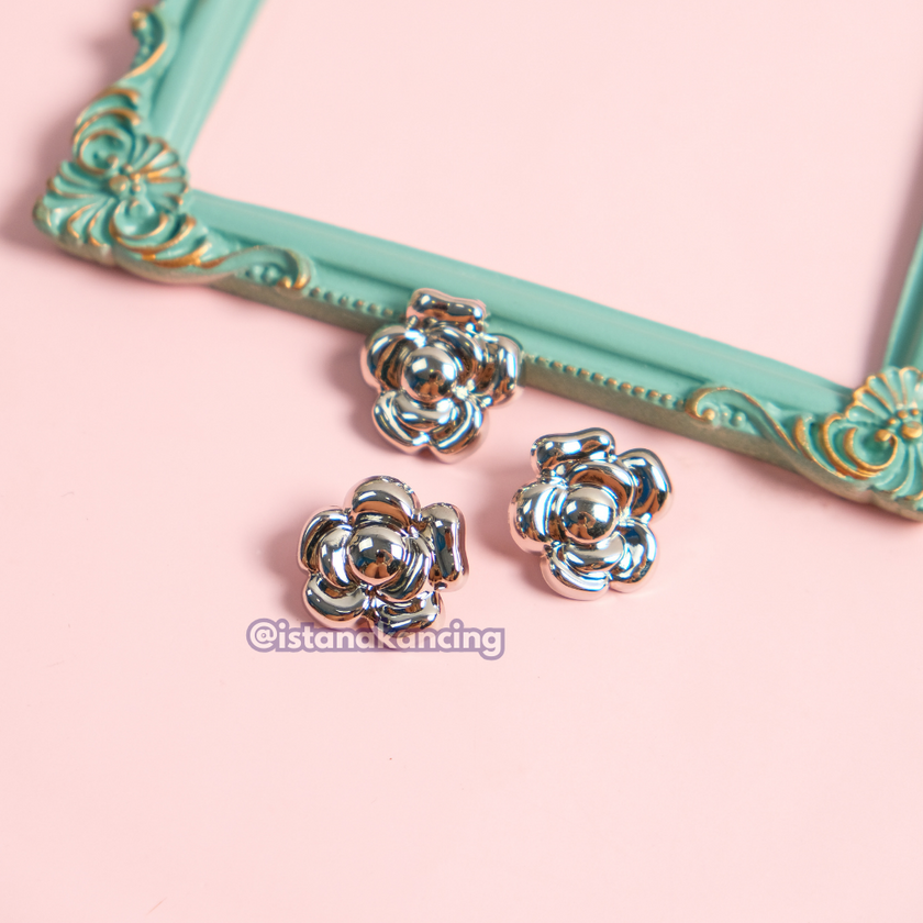 Kancing Bunga Leilani 20mm