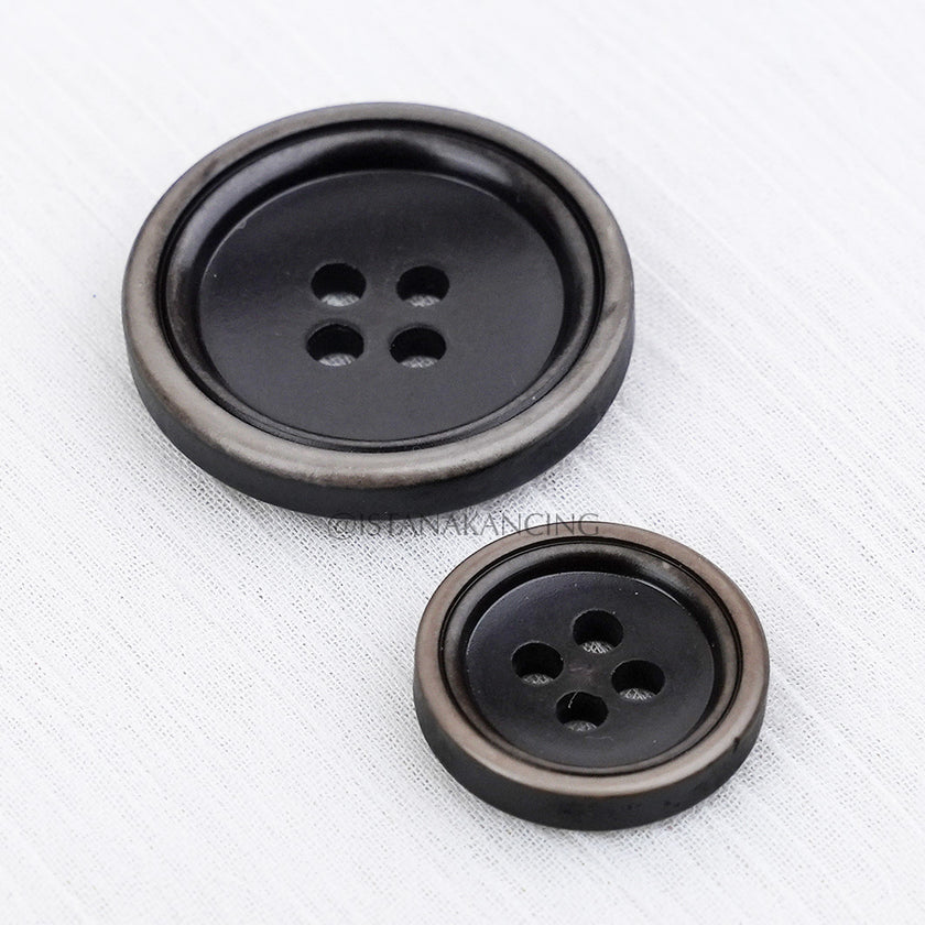 Leonard Button 4 Lubang