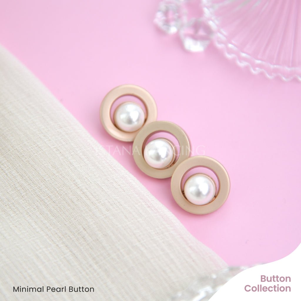 Minimal Pearl Button