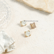 Selina Pearl Button