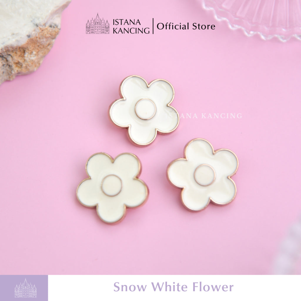 Snow White Button