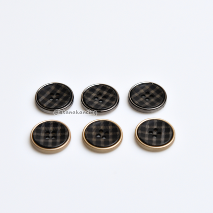 Tartan Button