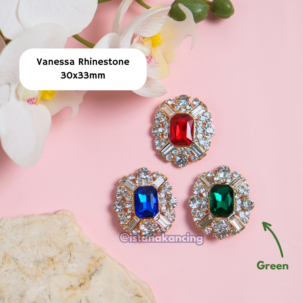 Vanessa Rhinestone 30mm