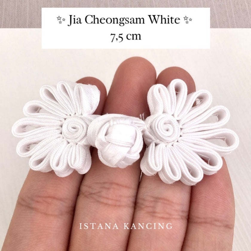 Jia Cheongsam Frog Button