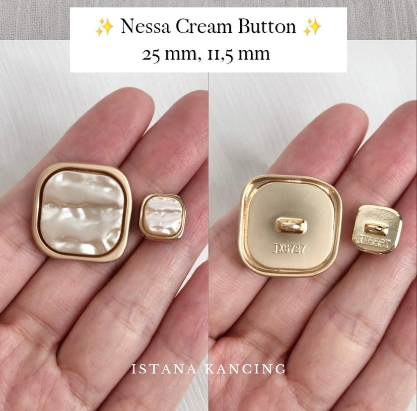 Nessa Button