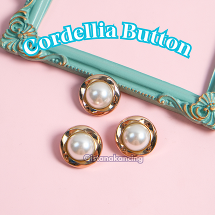 Cordellia Pearl Button 20cm
