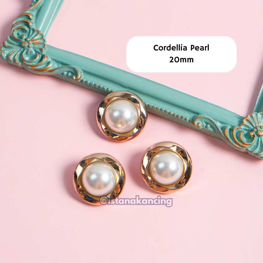 Kancing Mutiara Cordellia 20cm
