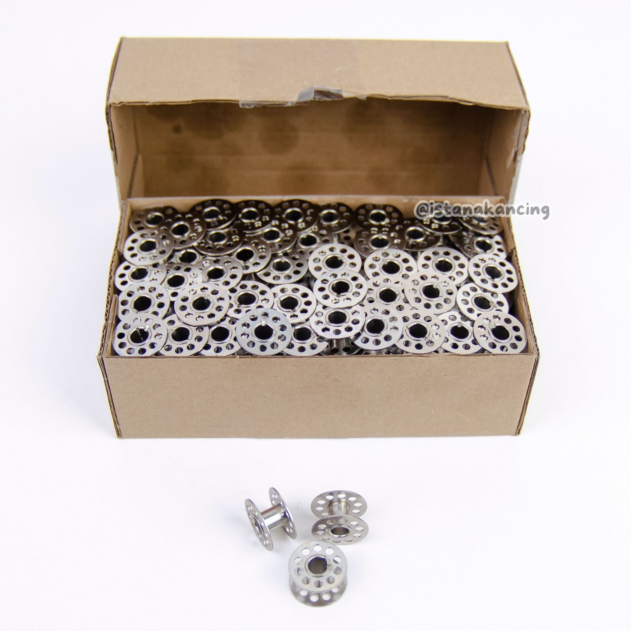 Spool Bobbin Mesin Jahit Butterfly / Tradisional / Hitam Untuk kebutuhan Rumah tangga | Istanakancing