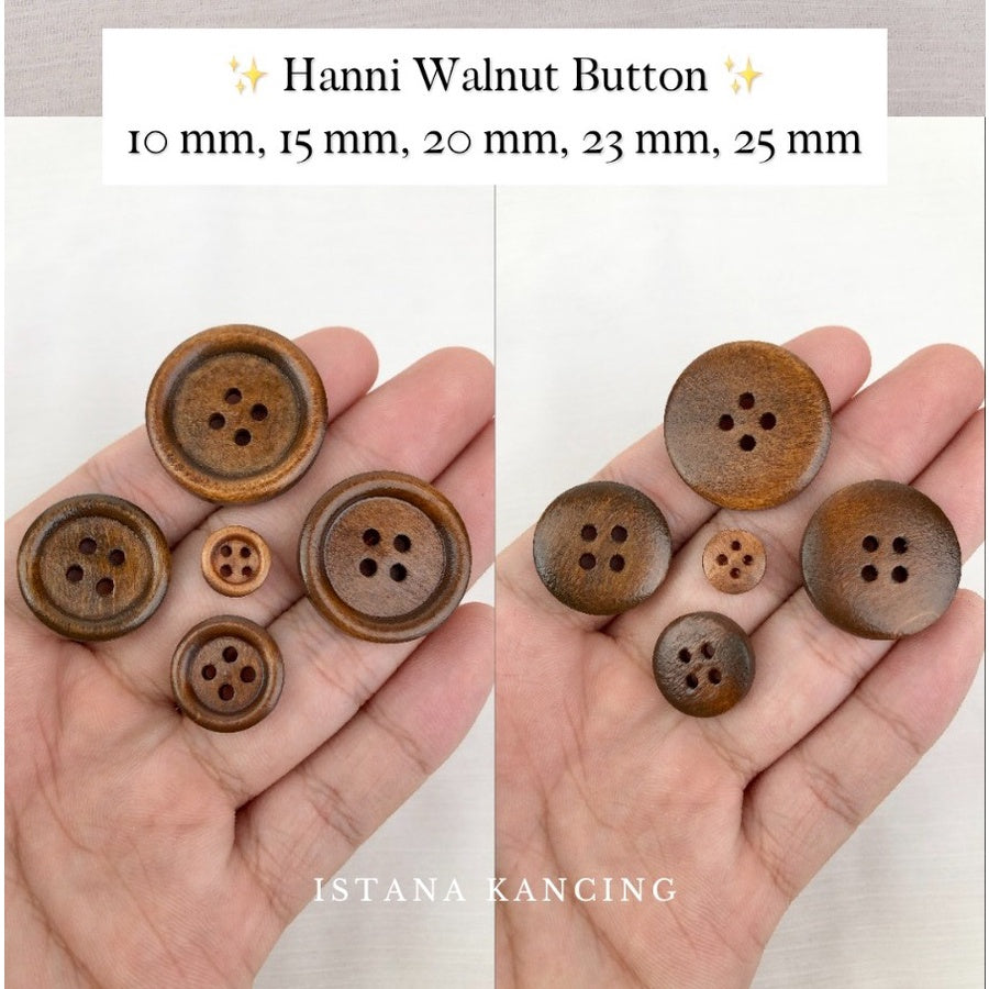 Hanni Button 4 Holes