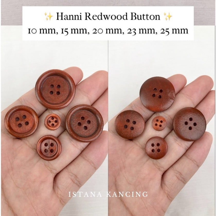 Hanni Button 4 Holes
