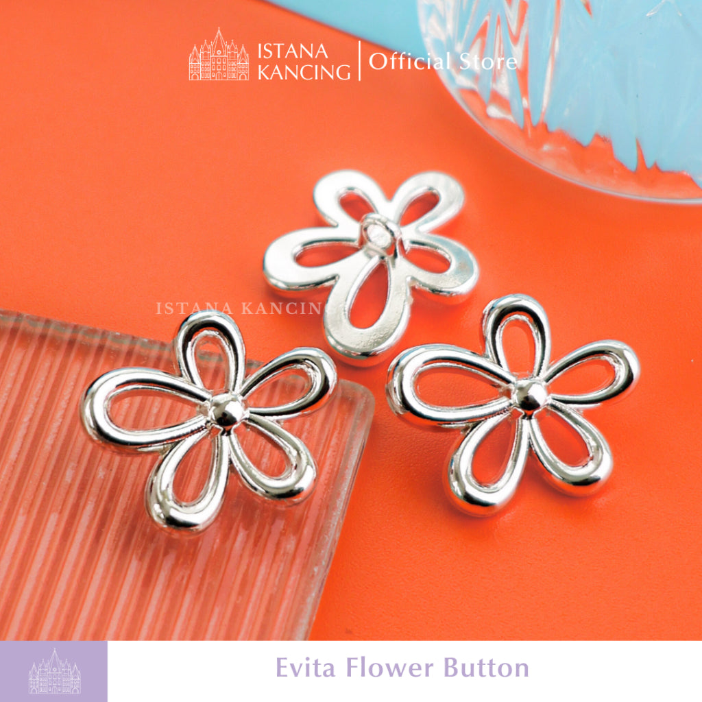 Evita Flower Button