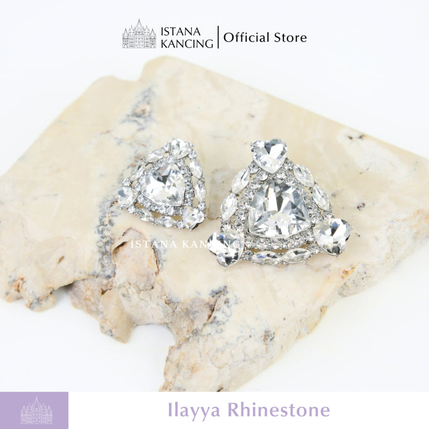 Ilayya Rhinestone Button