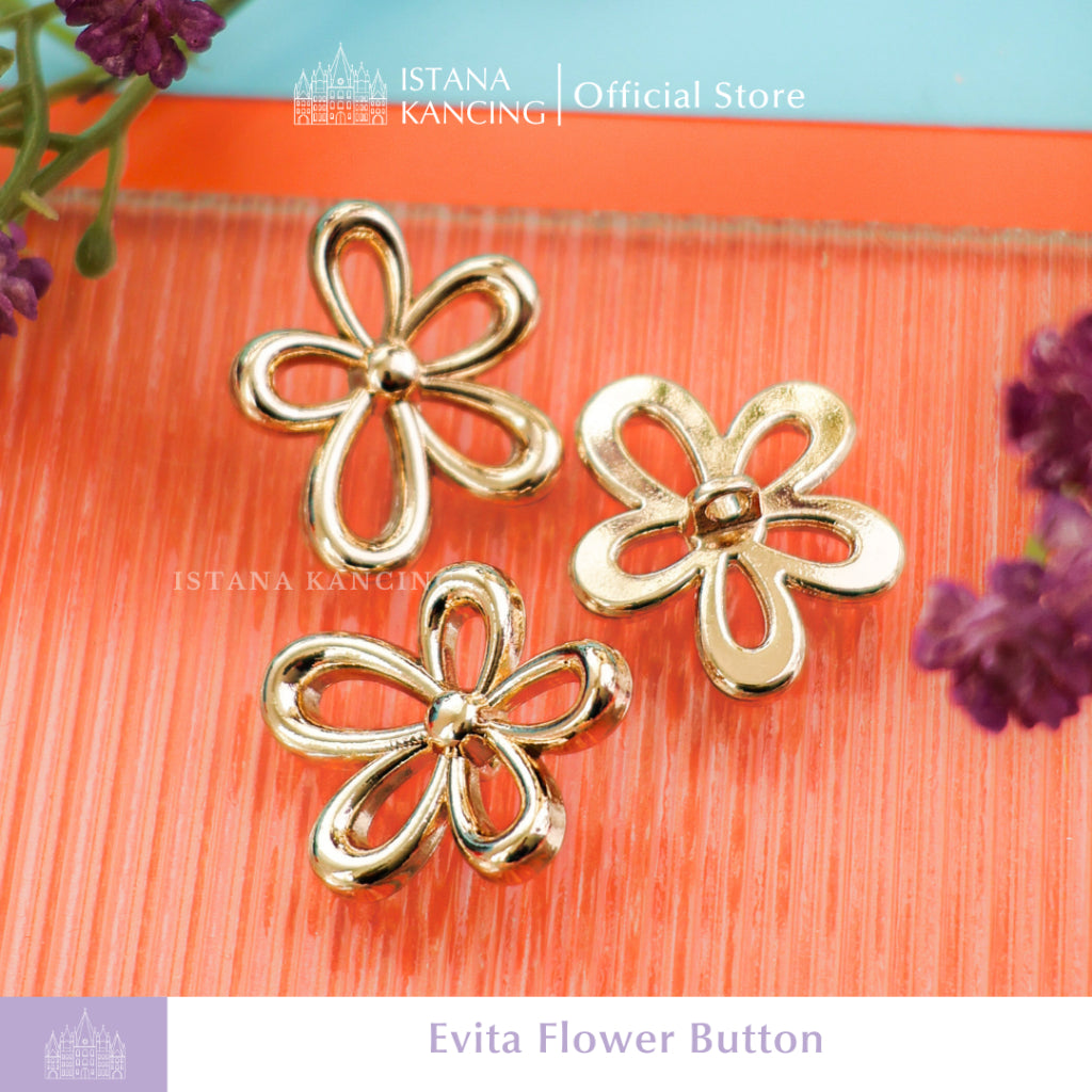 Evita Flower Button