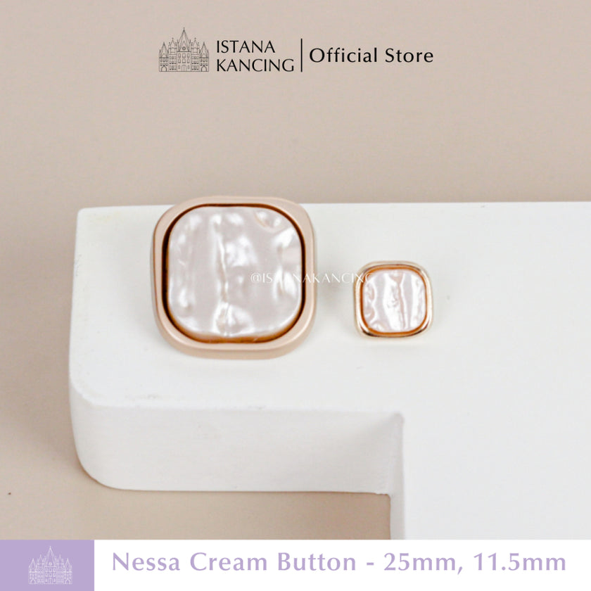 Nessa Button