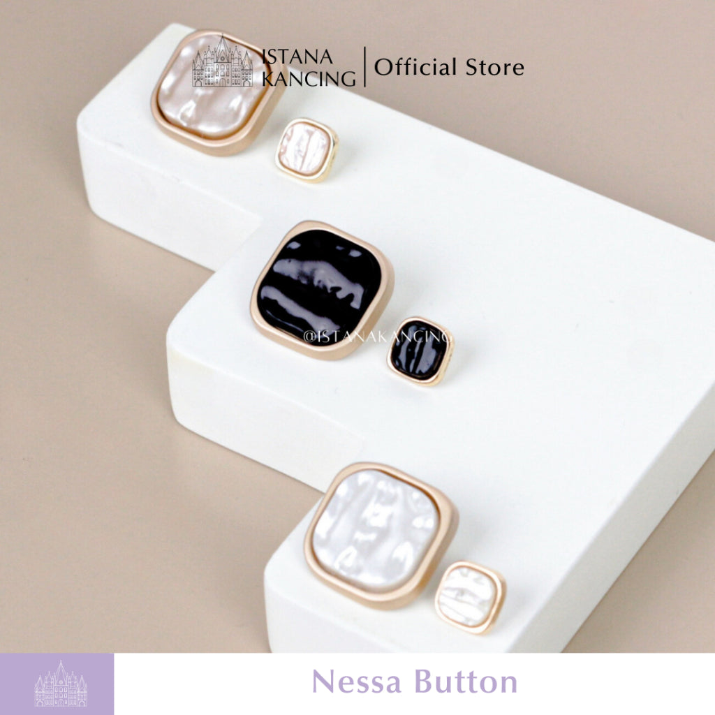 Nessa Button
