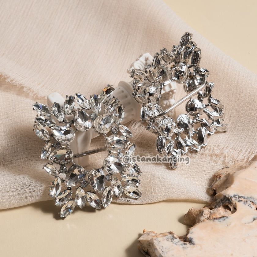 Lini Rhinestone Buckle